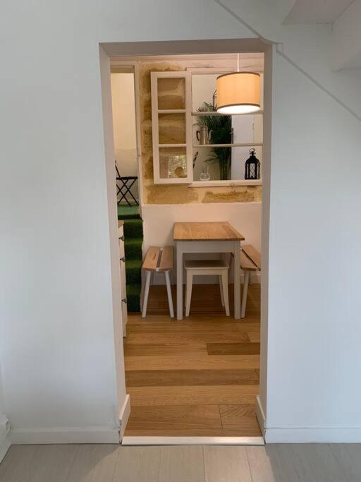 Gite La Petite Maison Guîtres Eksteriør billede